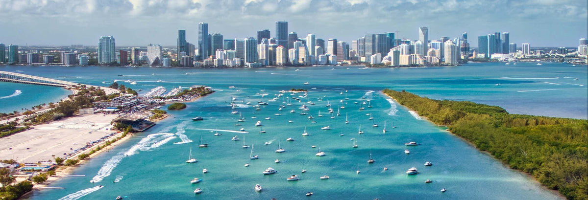 Miami Yacht Charter Guide: Discover the City from the Water