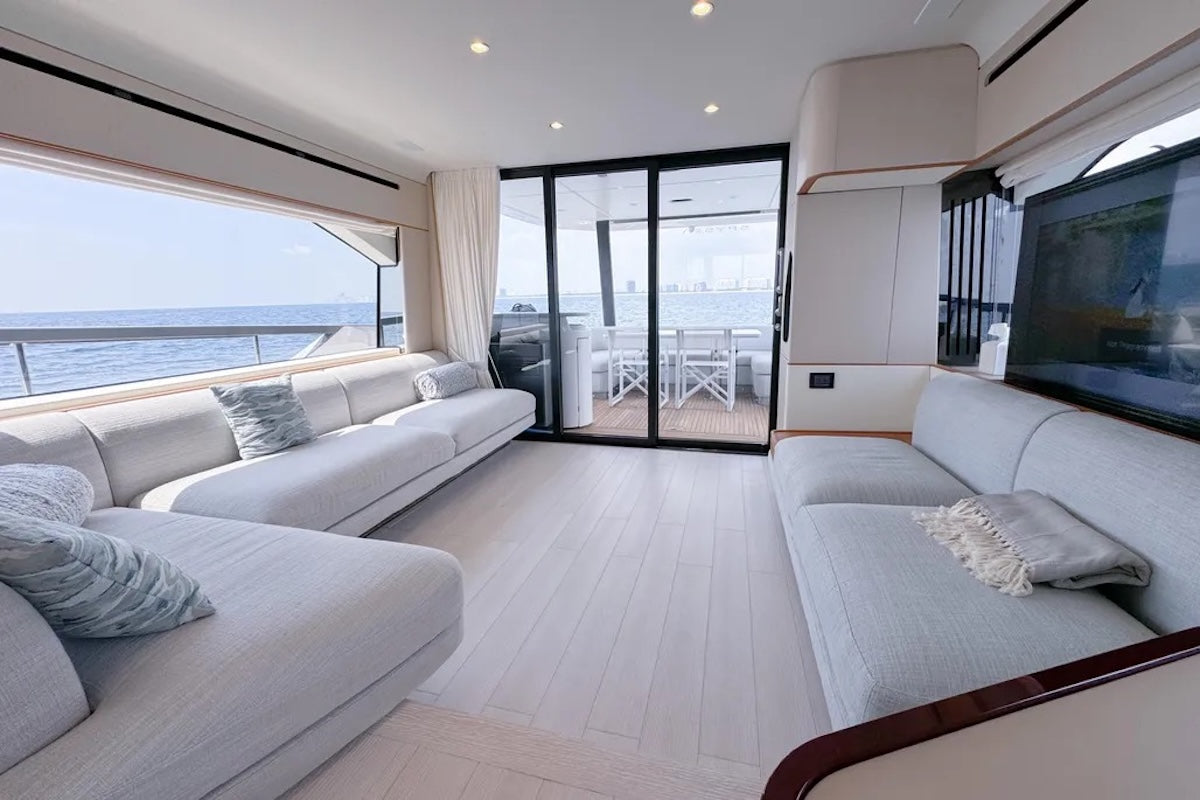 70ft Azimut | Spysea
