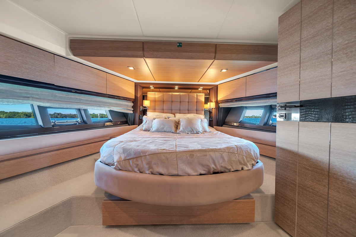Azimut de 70 pies | Lupo II