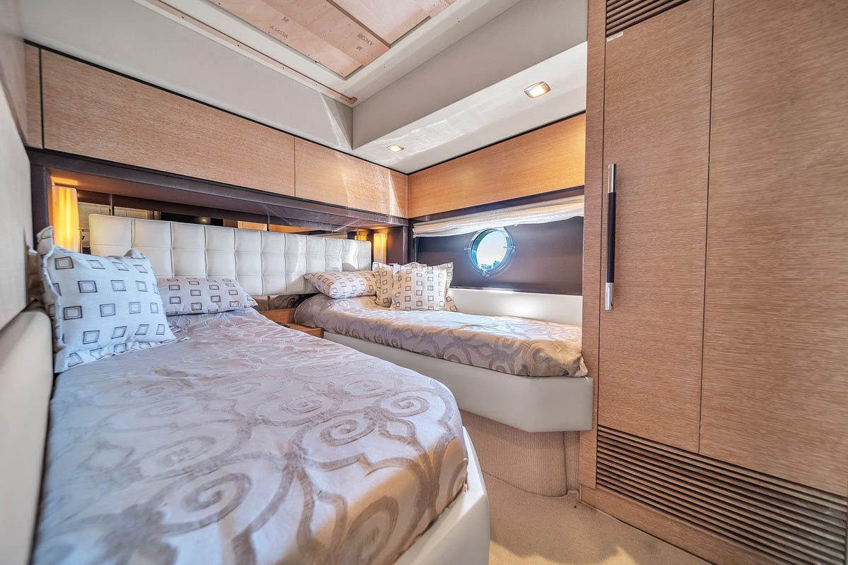 Azimut de 70 pies | Lupo II