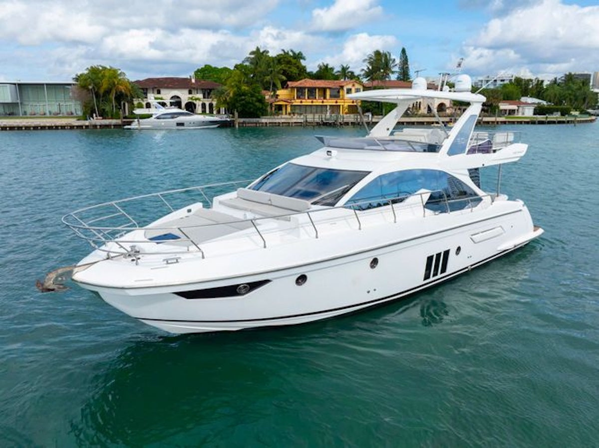 50ft Azimut | Kilauea