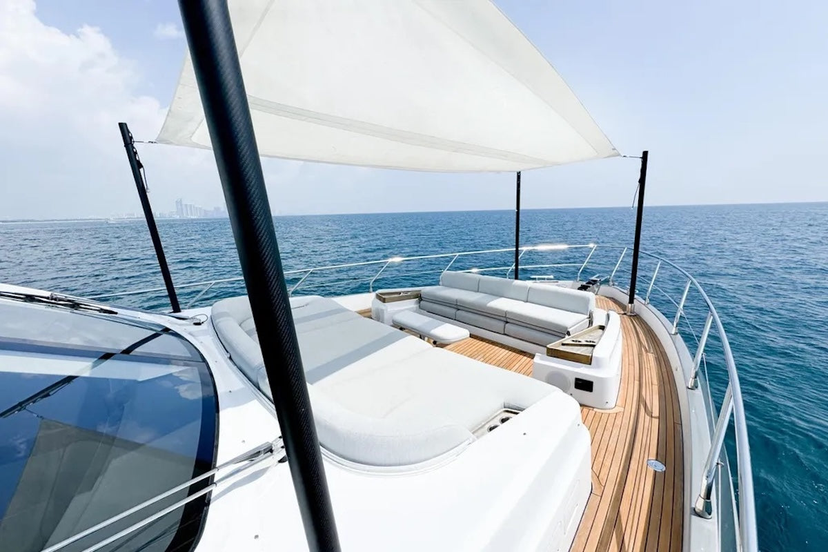 70ft Azimut | Spysea