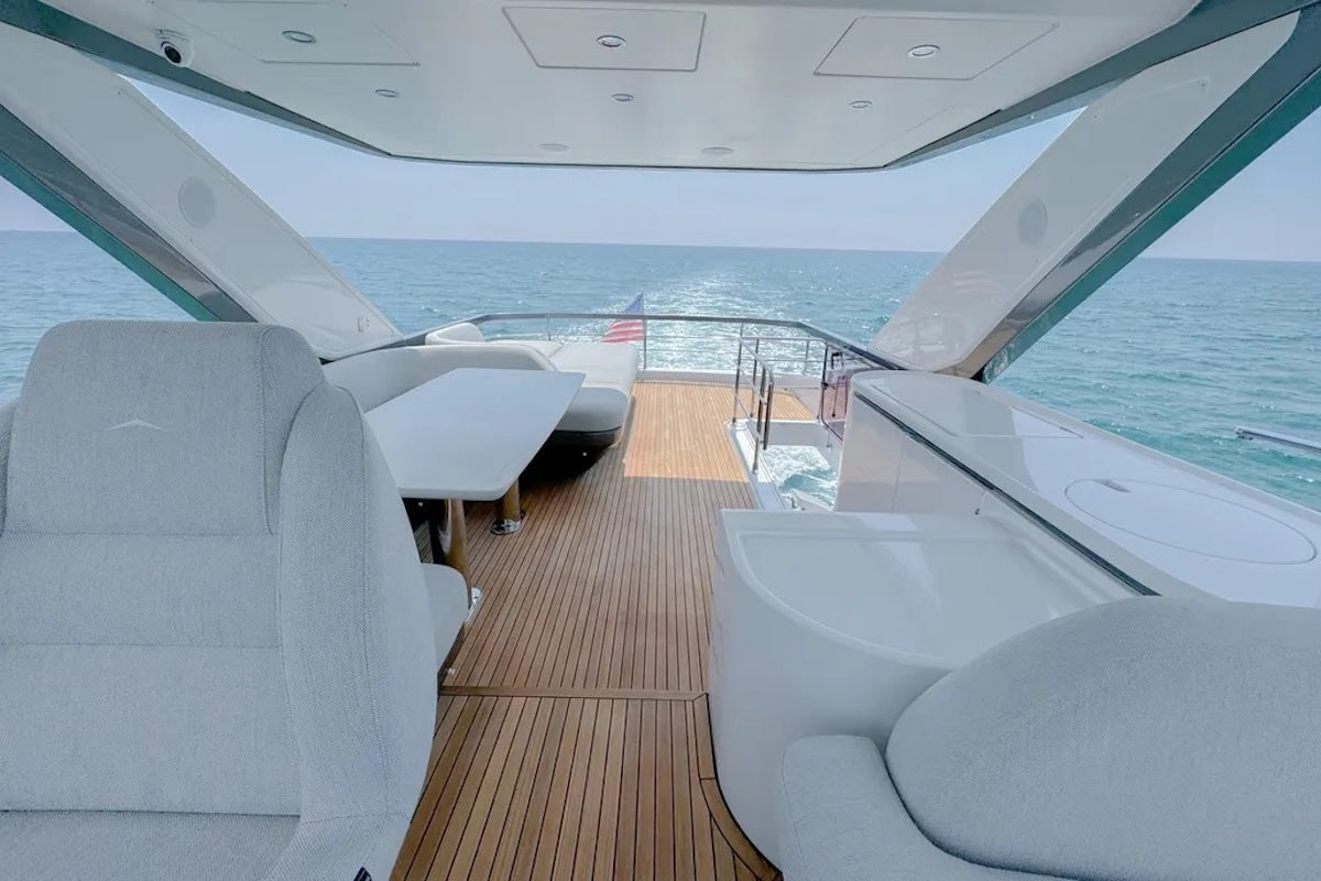 70ft Azimut | Spysea